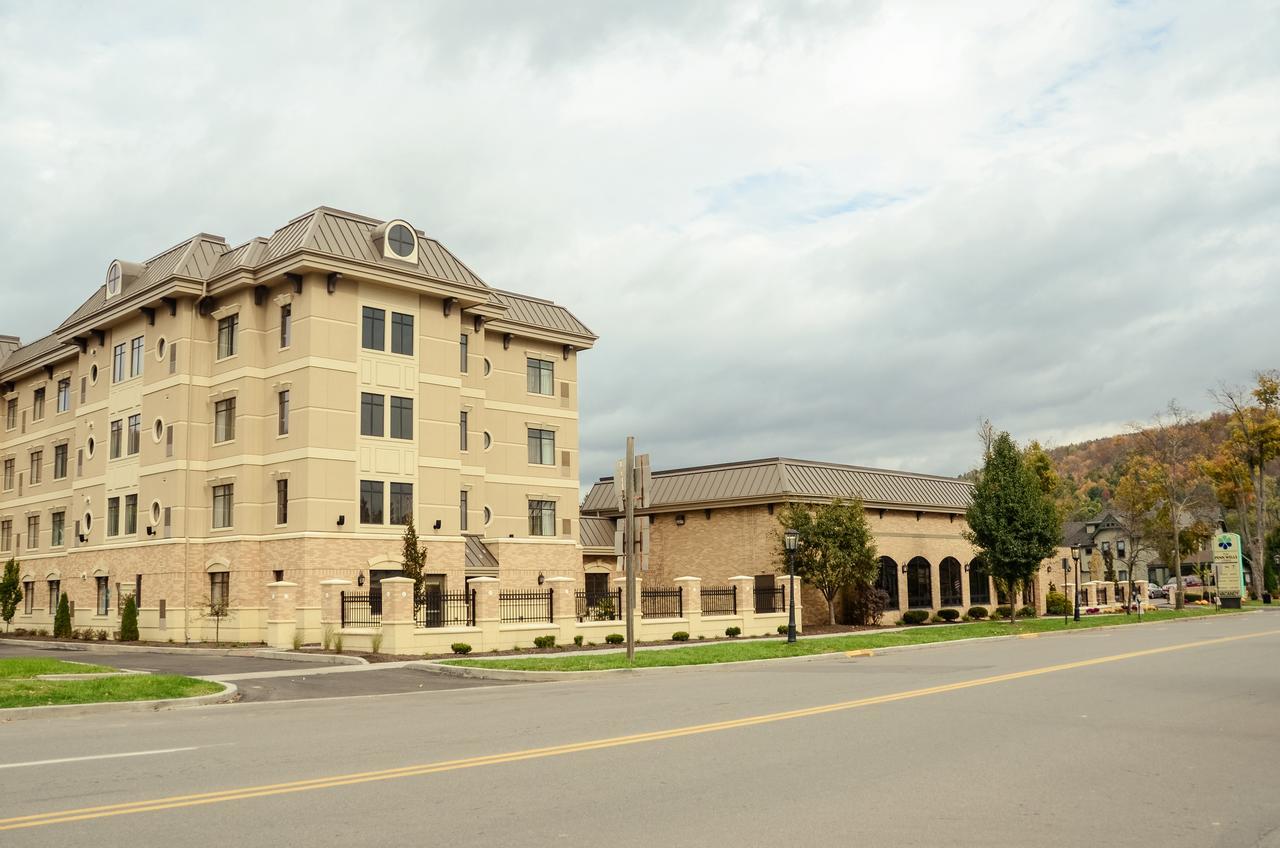 Penn Wells 2* Wellsboro
